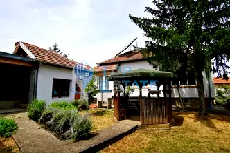 Къща във Велико Търново, с. Поликраище