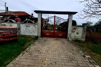 Къща във Велико Търново, с. Правда