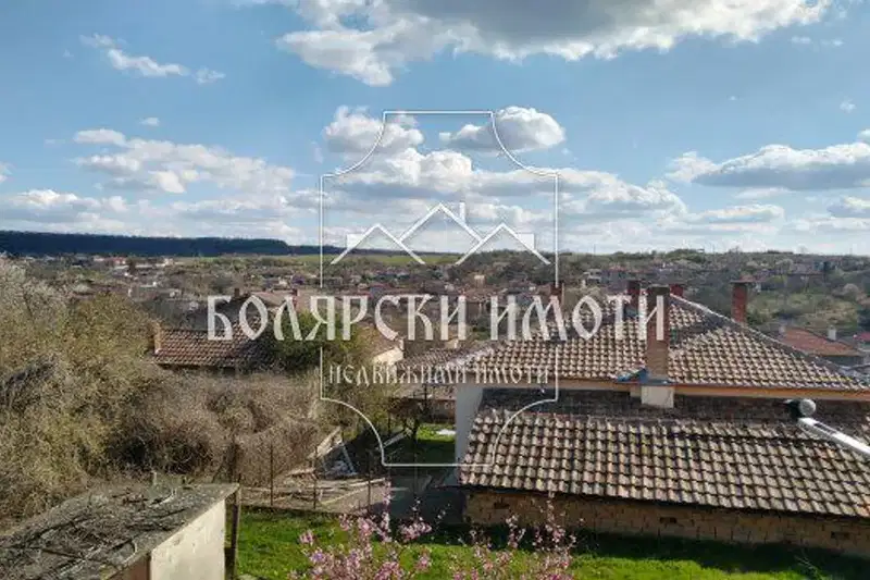 House in Oblast Veliko Tyrnovo, Prisovo