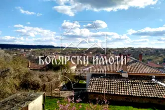 Къща във Велико Търново, с. Присово