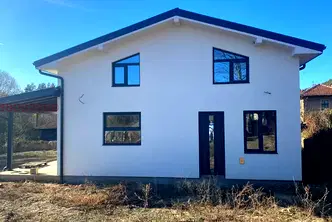 Къща във Велико Търново, с. Присово
