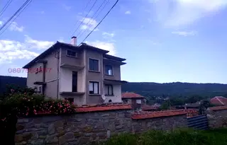 Къща във Велико Търново, с. Присово