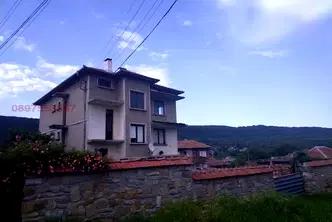 Къща във Велико Търново, с. Присово
