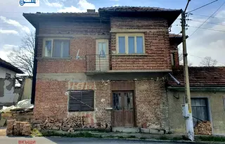 Къща във Велико Търново, с. Пушево