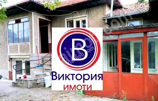 Къща във Велико Търново, с. Раданово