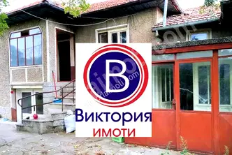 Къща във Велико Търново, с. Раданово