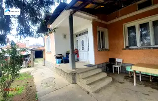Къща във Велико Търново, с. Раданово