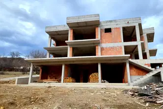 Къща във Велико Търново, с. Радковци