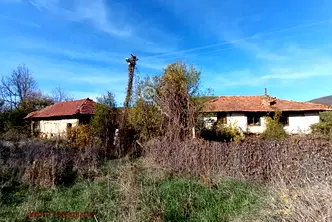 Къща във Велико Търново, с. Разсоха
