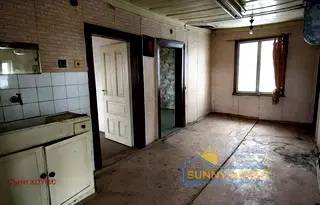 Къща във Велико Търново, с. Ресен