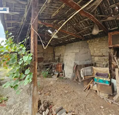 Photo 3 — House in Veliko Tyrnovo, Samovodene
