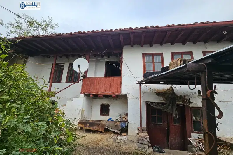 House in Veliko Tyrnovo, Samovodene