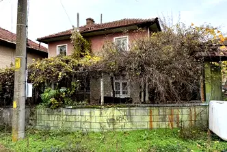 Къща във Велико Търново, с. Самоводене