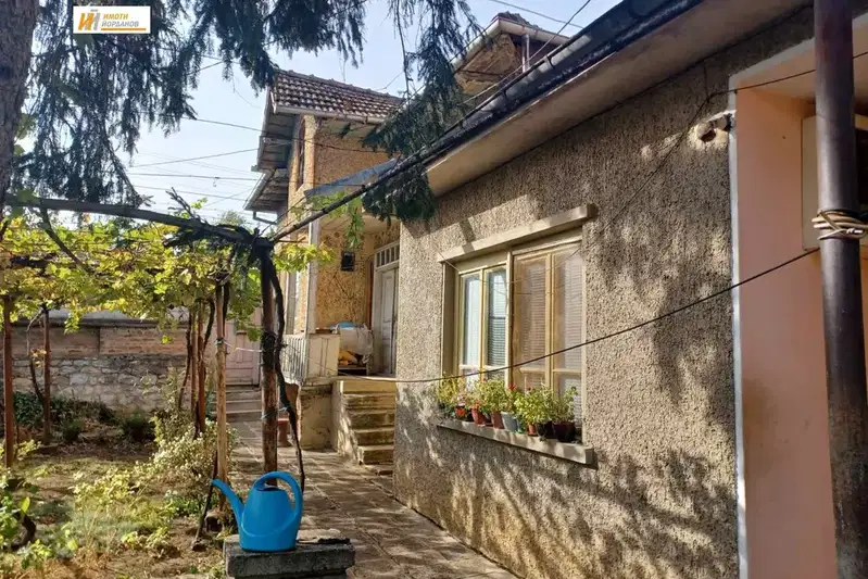 House in Oblast Veliko Tyrnovo, Samovodene