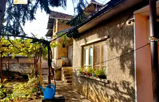 Къща във Велико Търново, с. Самоводене