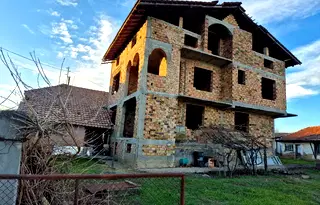 Къща във Велико Търново, с. Самоводене