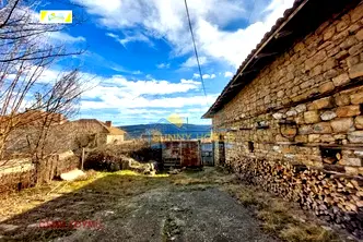 Къща във Велико Търново, с. Самоводене