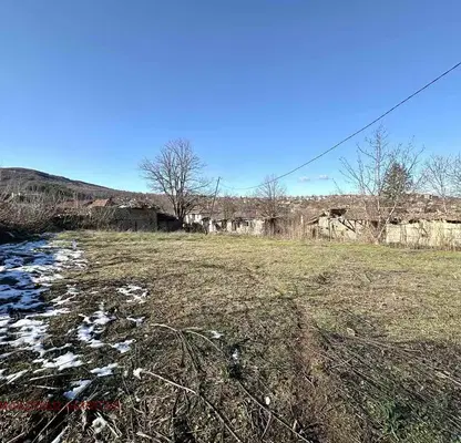 Photo 3 — House in Oblast Veliko Tyrnovo, Samovodene