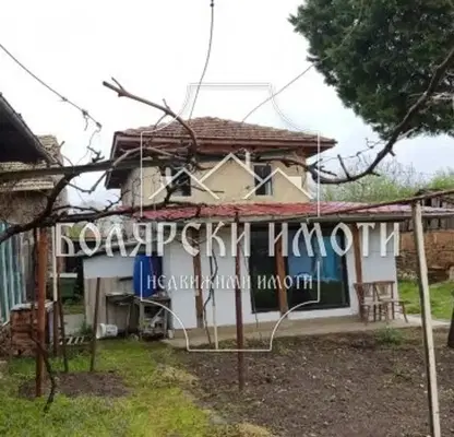 Снимка 4 — Къща във Велико Търново, с. Самоводене