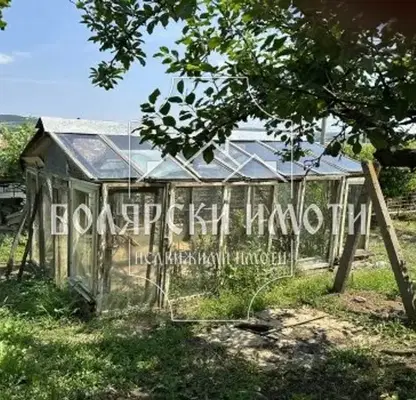 Снимка 2 — Къща във Велико Търново, с. Шемшево
