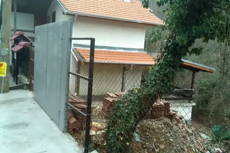4-room house with yard in s. Shodekovtsi, Veliko Tarnovo region
