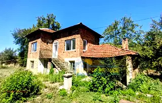 Къща във Велико Търново, с. Стамболово