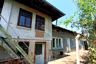 Къща във Велико Търново, с. Градина