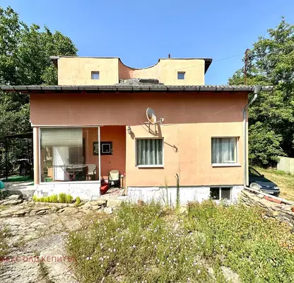 Photo 3 — House in Oblast Veliko Tyrnovo, Vetrinci