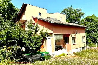 Къща във Велико Търново, с. Ветринци
