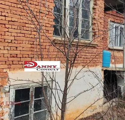 Снимка 4 — Къща във Велико Търново, с. Вишов