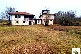 Къща във Велико Търново, с. Войнежа