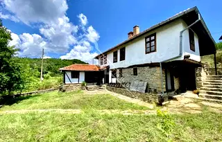 Къща във Велико Търново, с. Вонеща вода