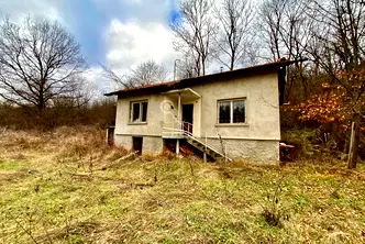 Къща във Велико Търново, с. Вонеща вода