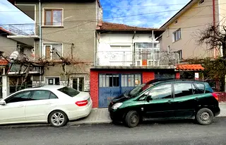 Къща във Враца, Мездра