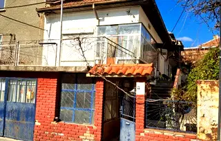 Къща във Враца, Мездра