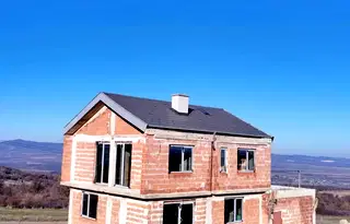 Къща във Враца, с. Челопек