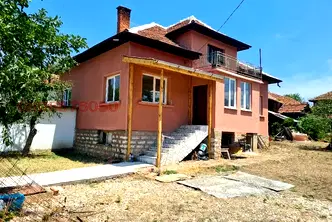 Къща във Враца, с. Чирен