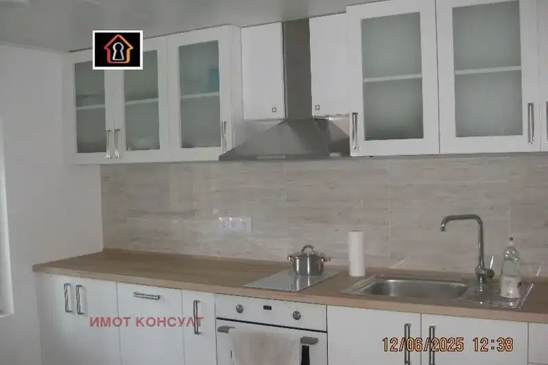 Къща във Враца, с. Долна Бешовица