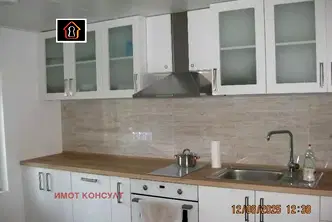 Къща във Враца, с. Долна Бешовица