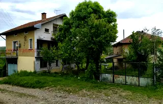 Къща във Враца, с. Долна Кремена