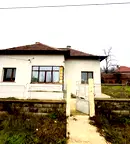 Къща във Враца, с. Гложене