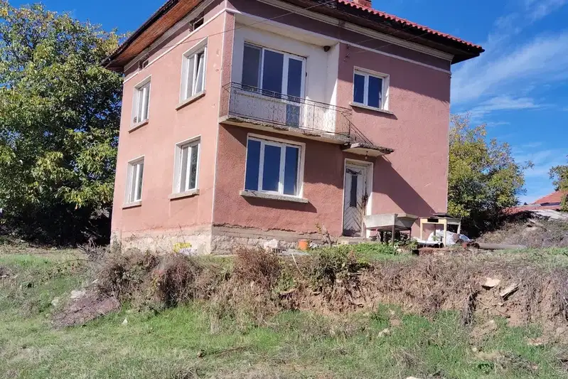 Къща във Враца, с. Костелево
