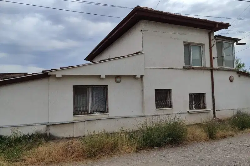 Къща във Враца, с. Краводер
