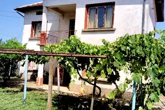 Къща във Враца, с. Краводер