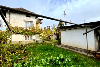 Къща във Враца, с. Краводер