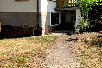 Къща във Враца, с. Курново