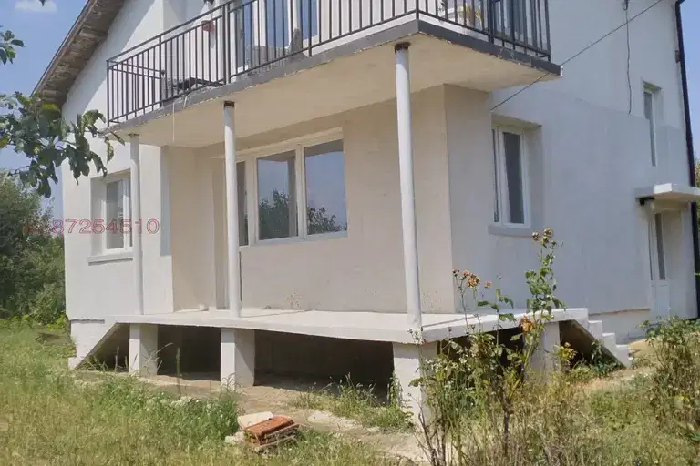 House in Oblast Vraca, Sokolare