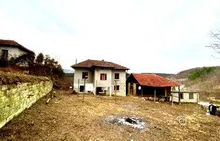Къща във Враца, с. Върбешница