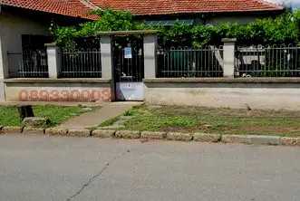Къща в Ямбол, Стралджа