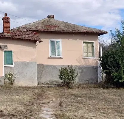 Снимка 3 — Къща в Ямбол, с. Бояново